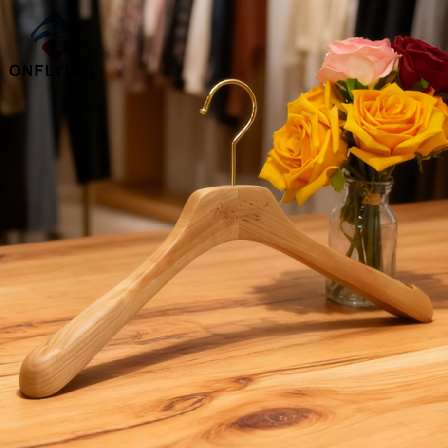 Wooden Custom Logo Hangers Set Supplier