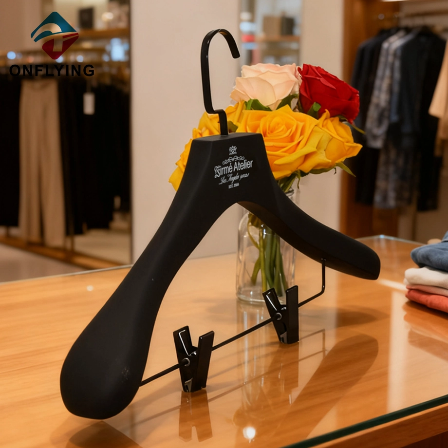 Black Hangers for Ladies Supplier