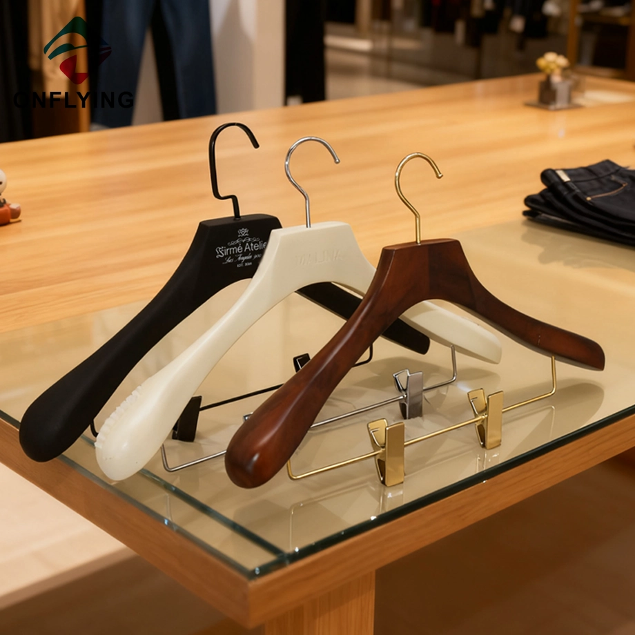 Durable Wooden Hangers Set Supplier