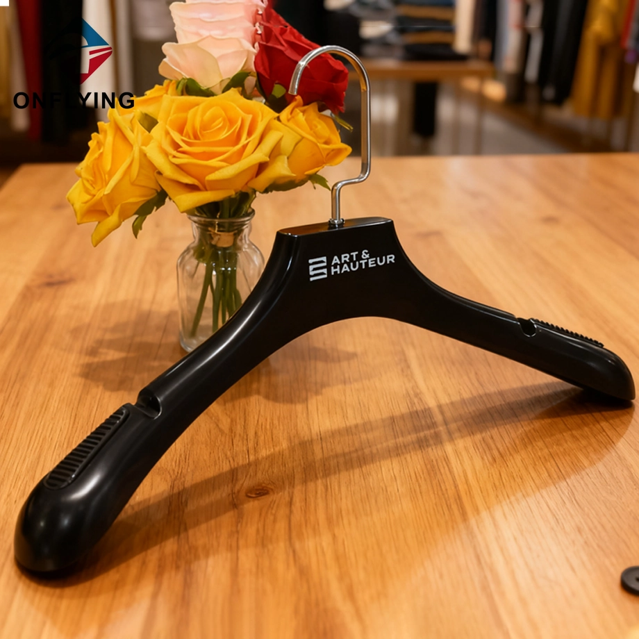 Plastic Dress Hanger Factory