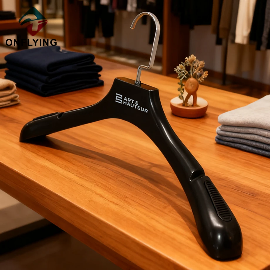 Plastic Dress Hanger Manufacturer