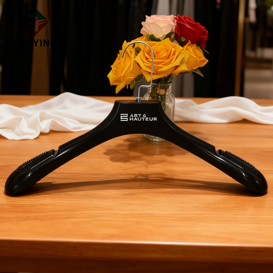 Black Plastic Dress Hanger Manufacturer
