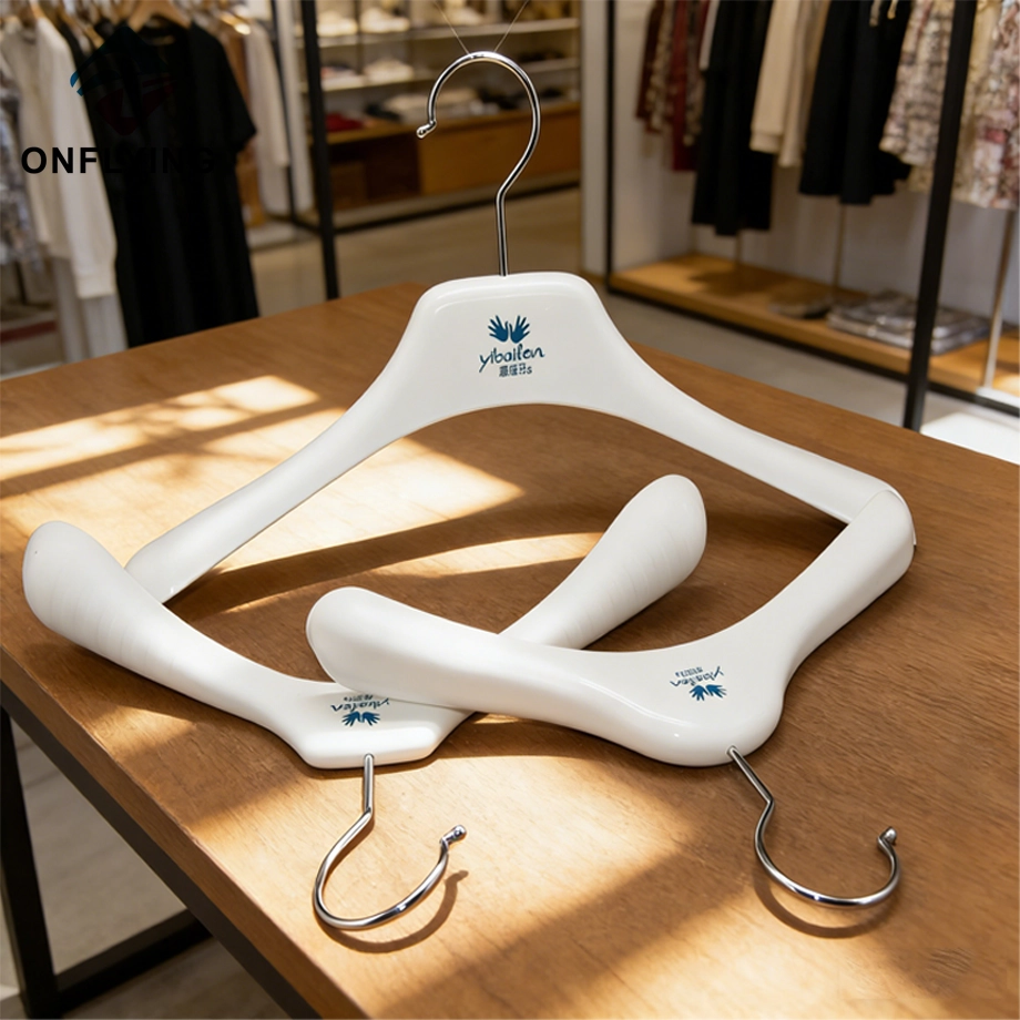 Plastic Children's Hanger Manufacturer