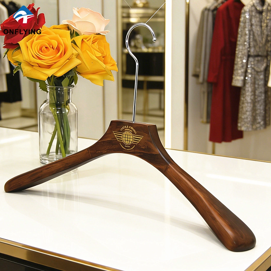 China Wooden Coat Hanger