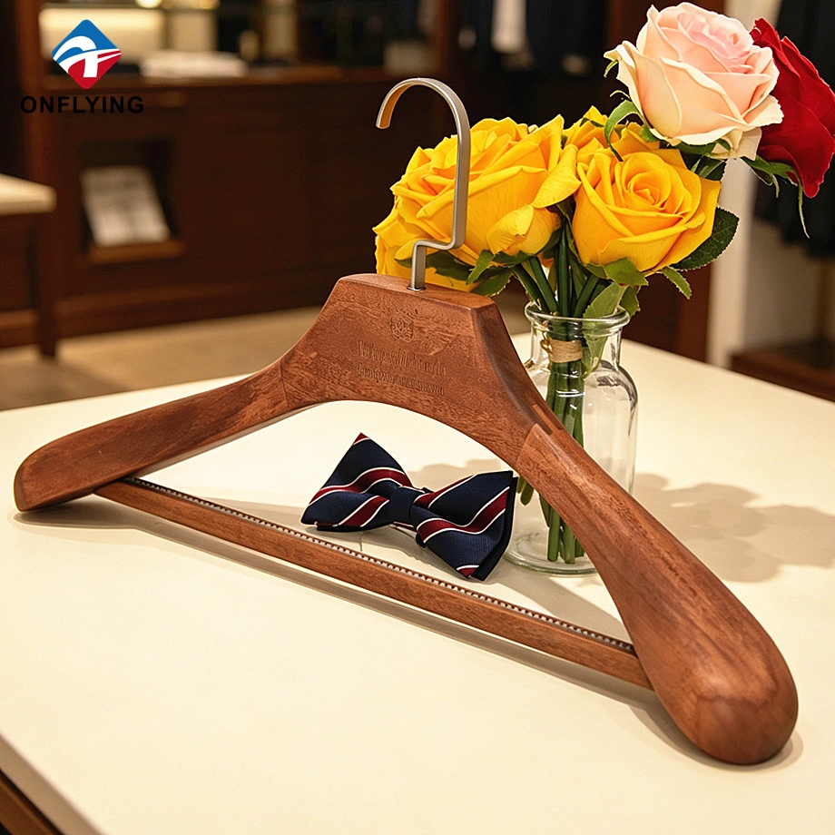 Luxury Clothes Custom Hanger manufacturer