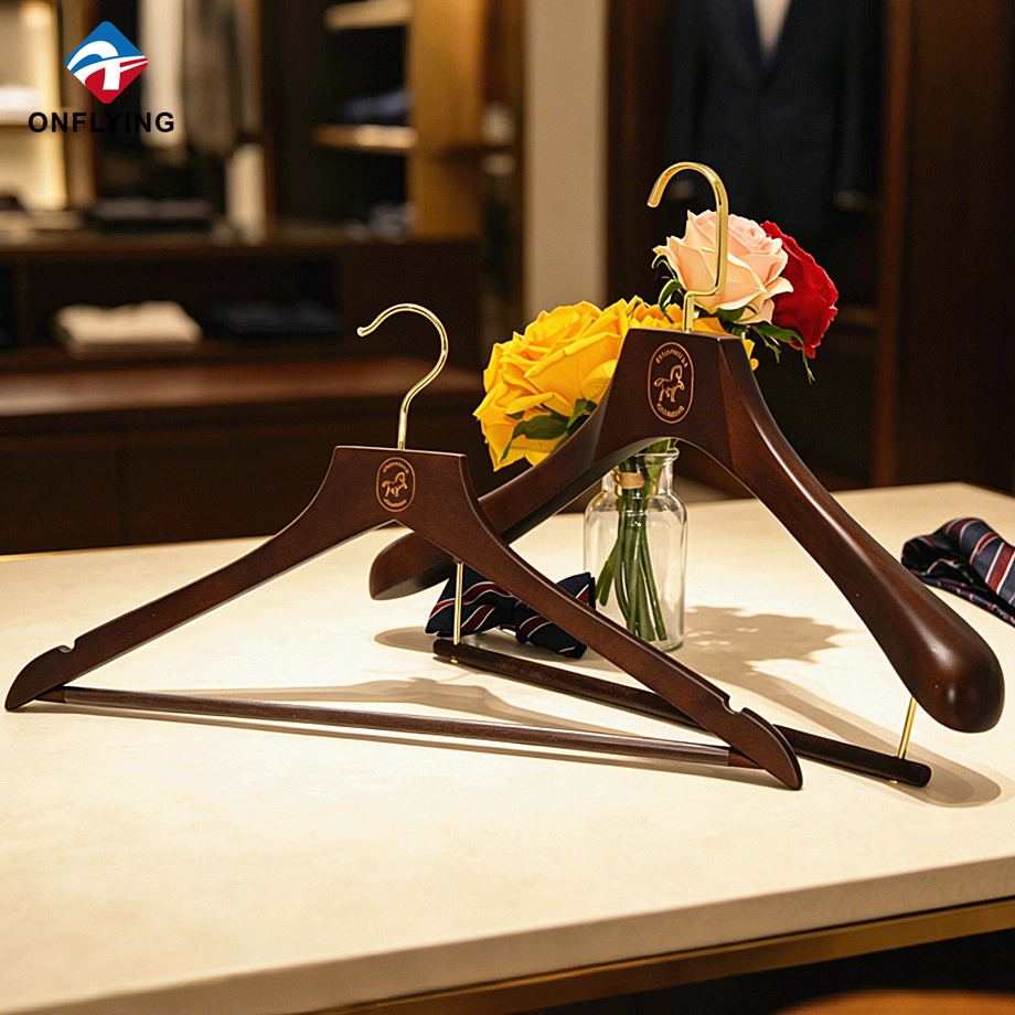 Wooden Clothing Hanger Set supplier