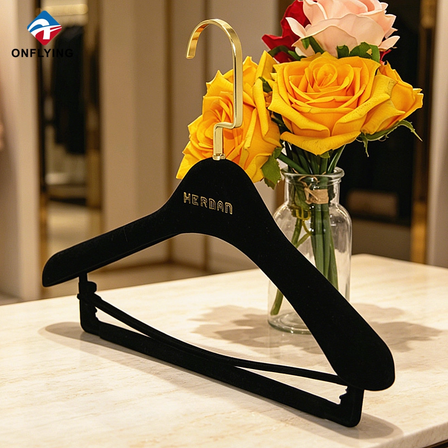 High quality Velvet Kids Hanger manufacturer