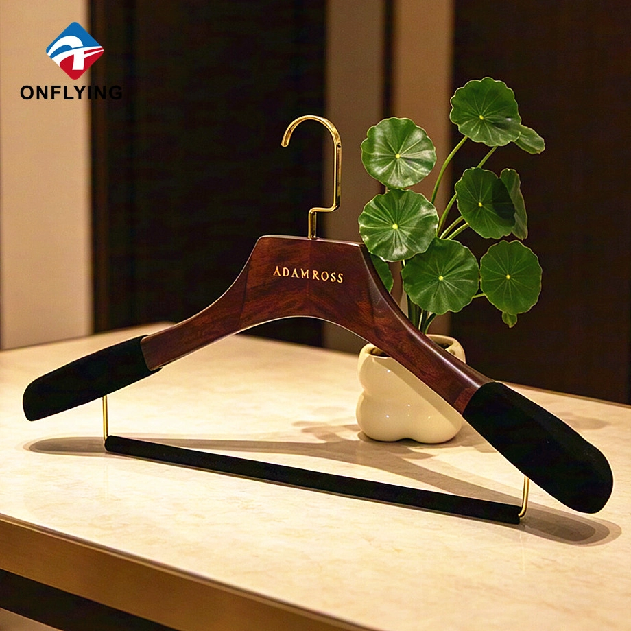 Wooden Garment Hanger manufacturer