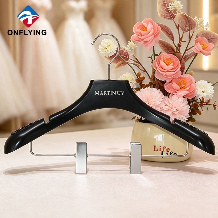 Plastic Skirt Hanger supplier