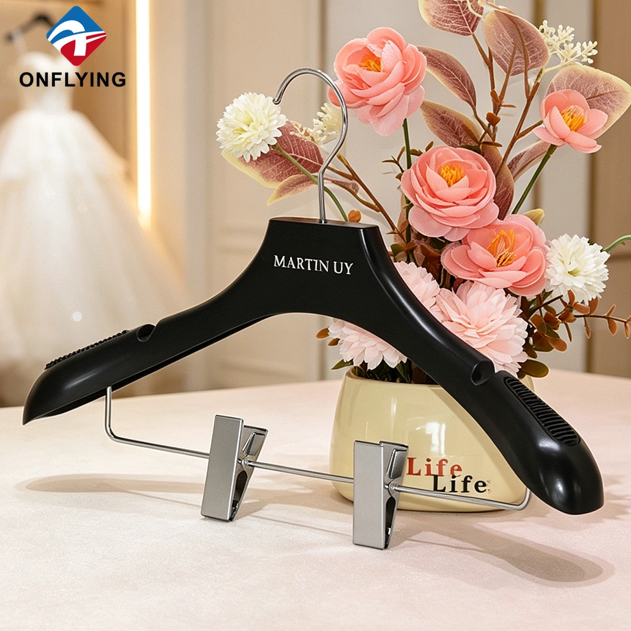 Plastic Skirt Hanger supplier