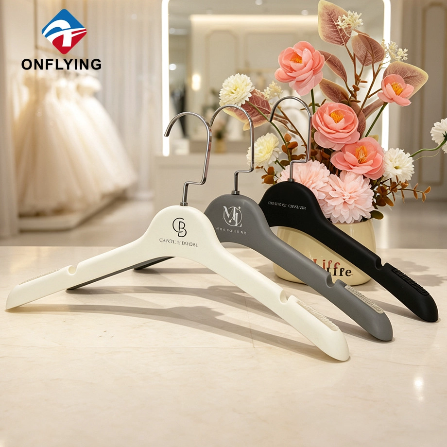 China Rubber Coated Hanger Set
