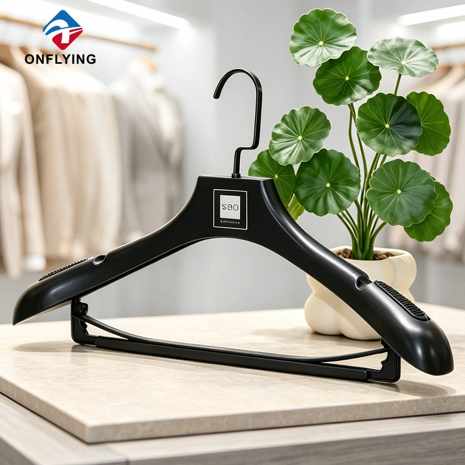 Plastic Clothing Hanger factory