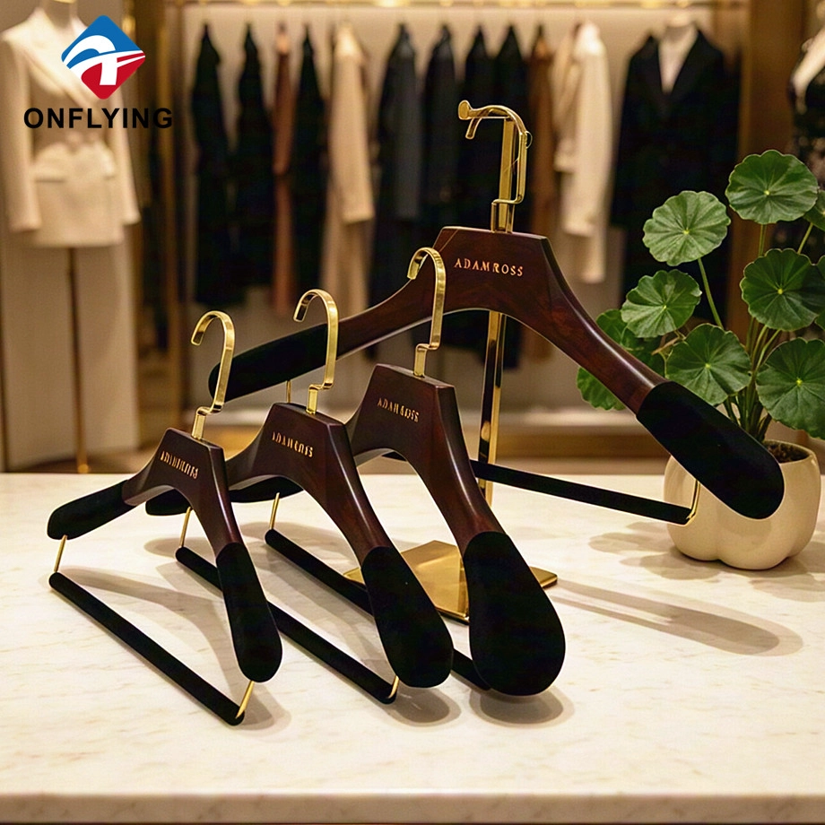 High quality Garment Wooden Hanger Set manufacturer