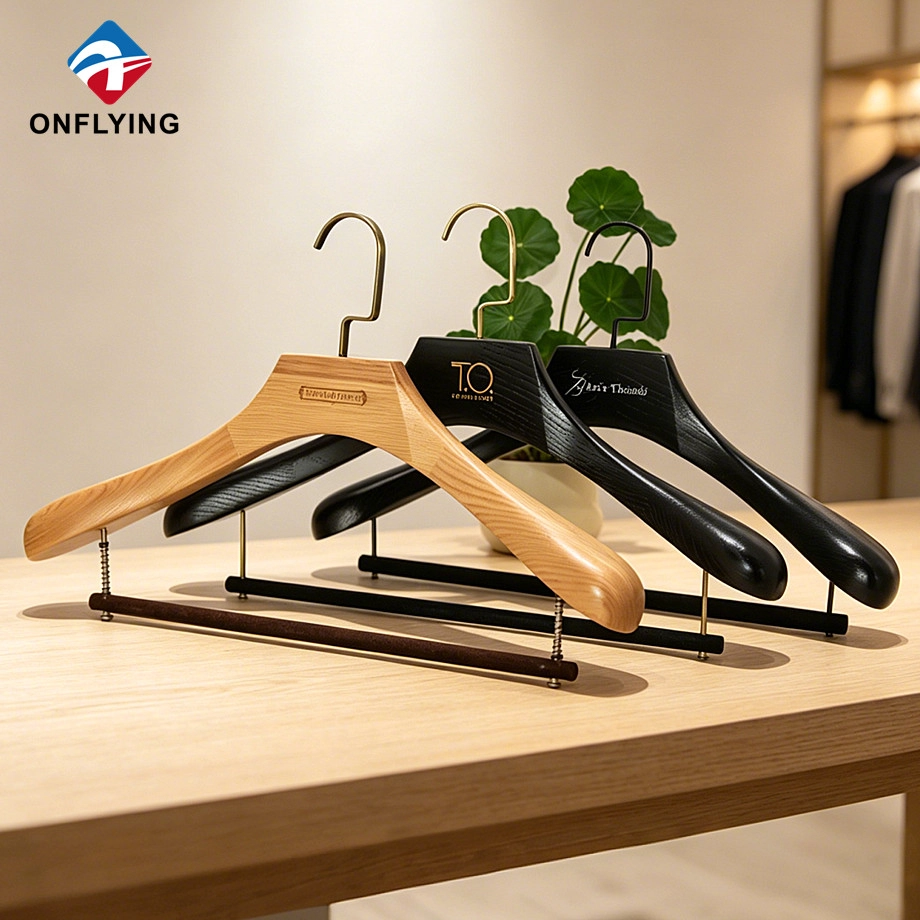 China Wooden Clothes Hanger Set