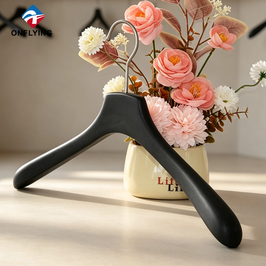High quality Solid Resin Hanger manufacturer