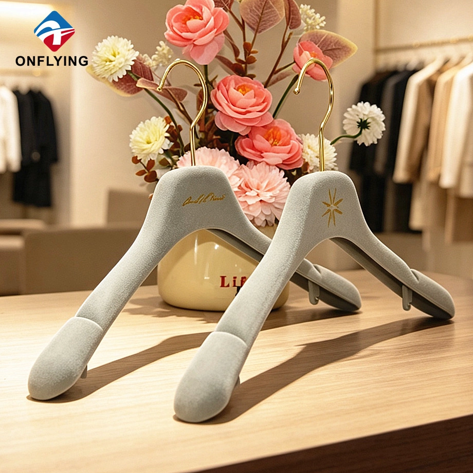 China Premium High-end Durable Anti slip Velvet Flock Dress Hanger Set Custom logo Factory China manufacturer