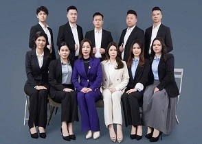 Das Foshan Xinguibin-Team: Ihr Partner für professionelle Büromöbel