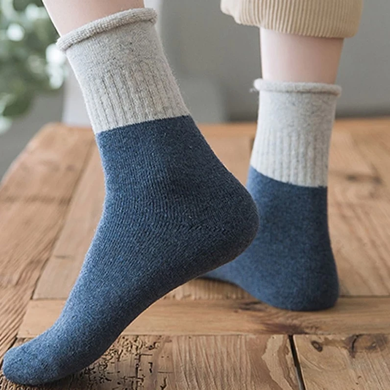 custom wool socks supplier B2B