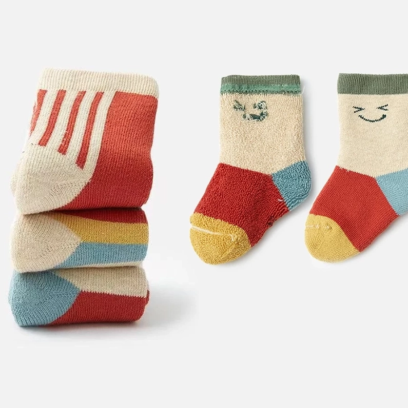 low price plush socks wholesale