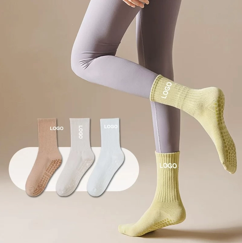 low price anti-slip trampoline socks
