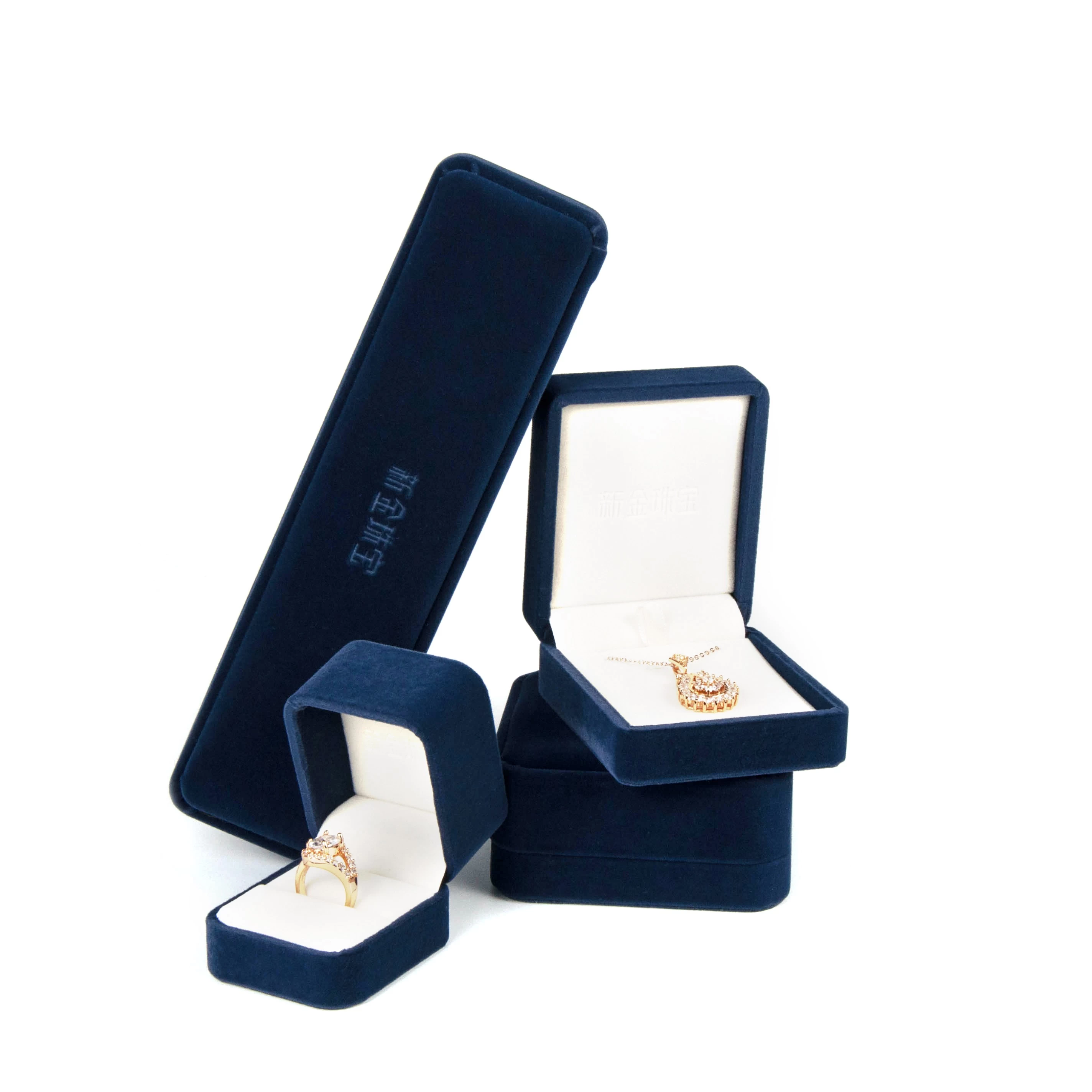 China Wholesale Luxury Velvet Jewelry Box New Ring Box Customized Earrings Logo Box Gift Packaging manufacturer