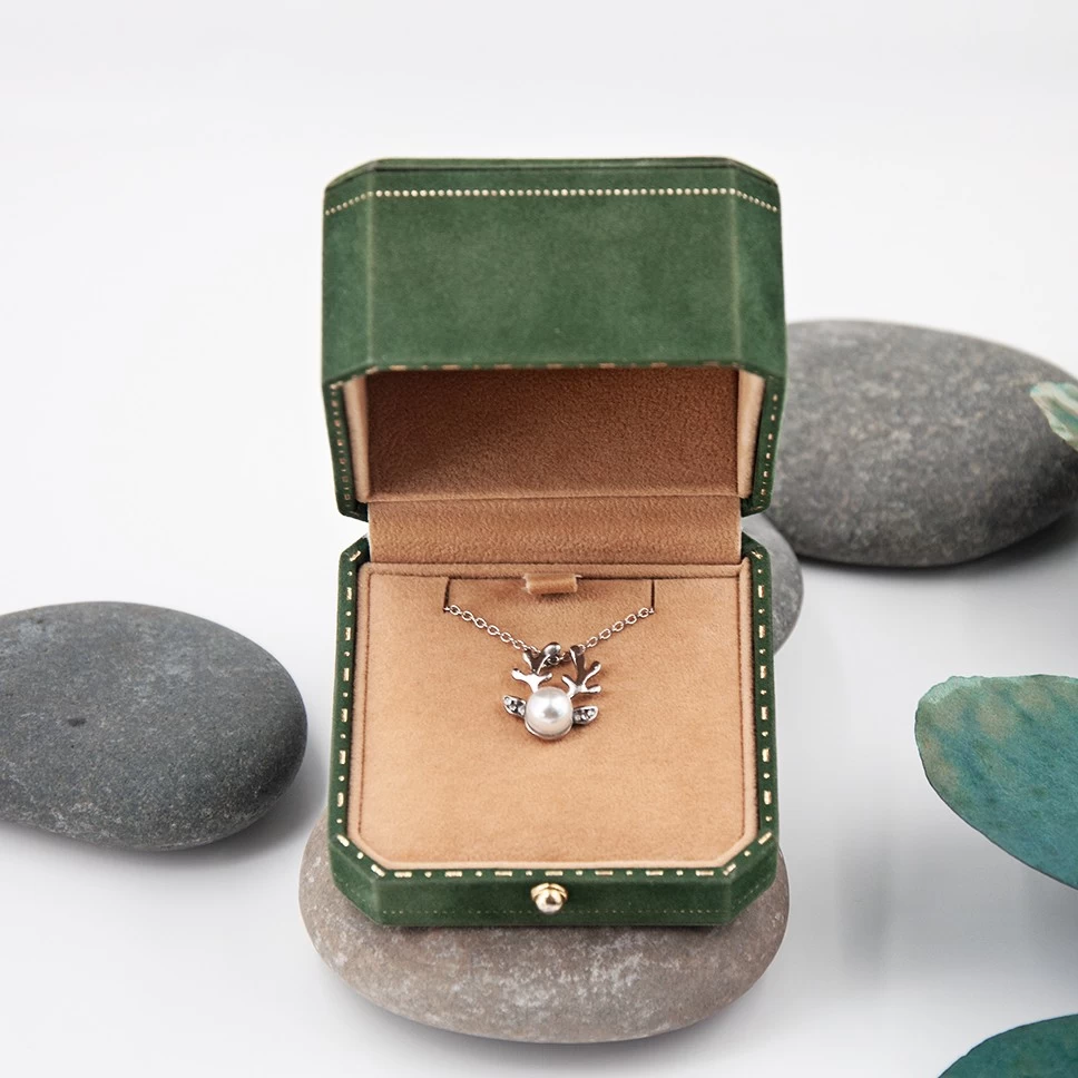 China Microfiber suede luxury jewelry box packaging customized jewelry box manufacturer