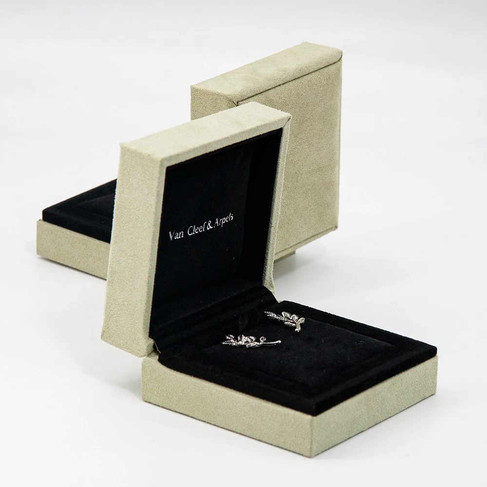 China Light green microfiber custom earring box for jewelry packaging & display manufacturer