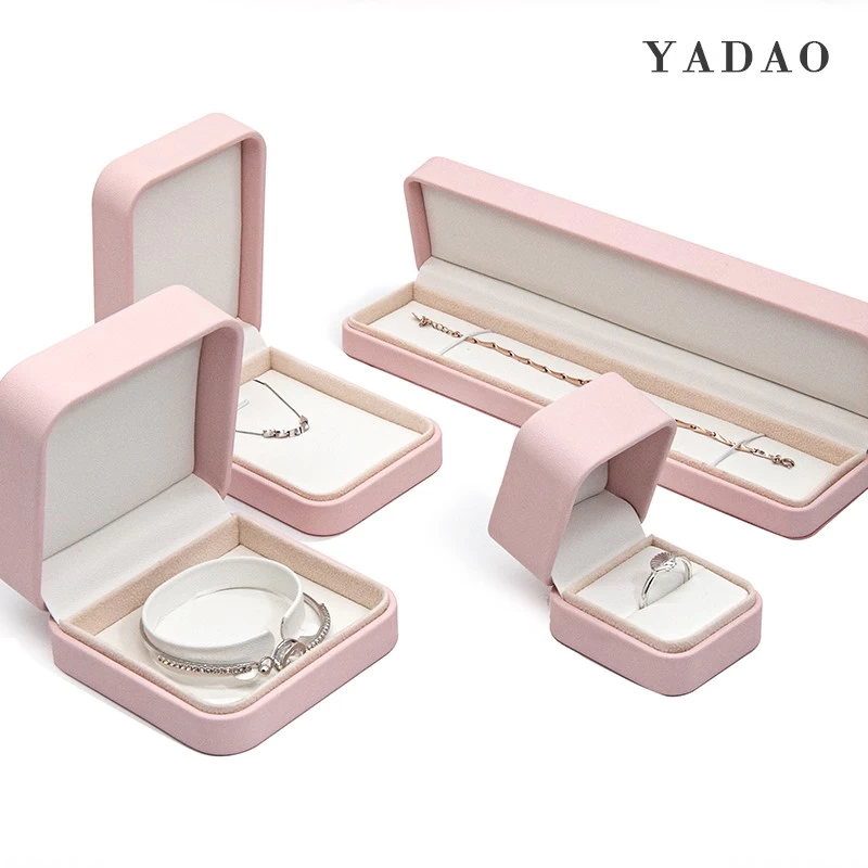 China High-ed Pink leather jewelry box set with ring earring necklace bangle bracelet box manufacturer