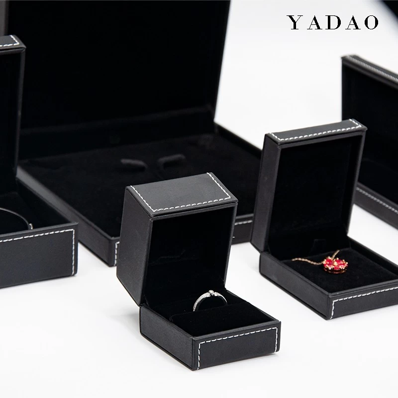 China Custom factory wholesale leather black jewelry box manufacturer