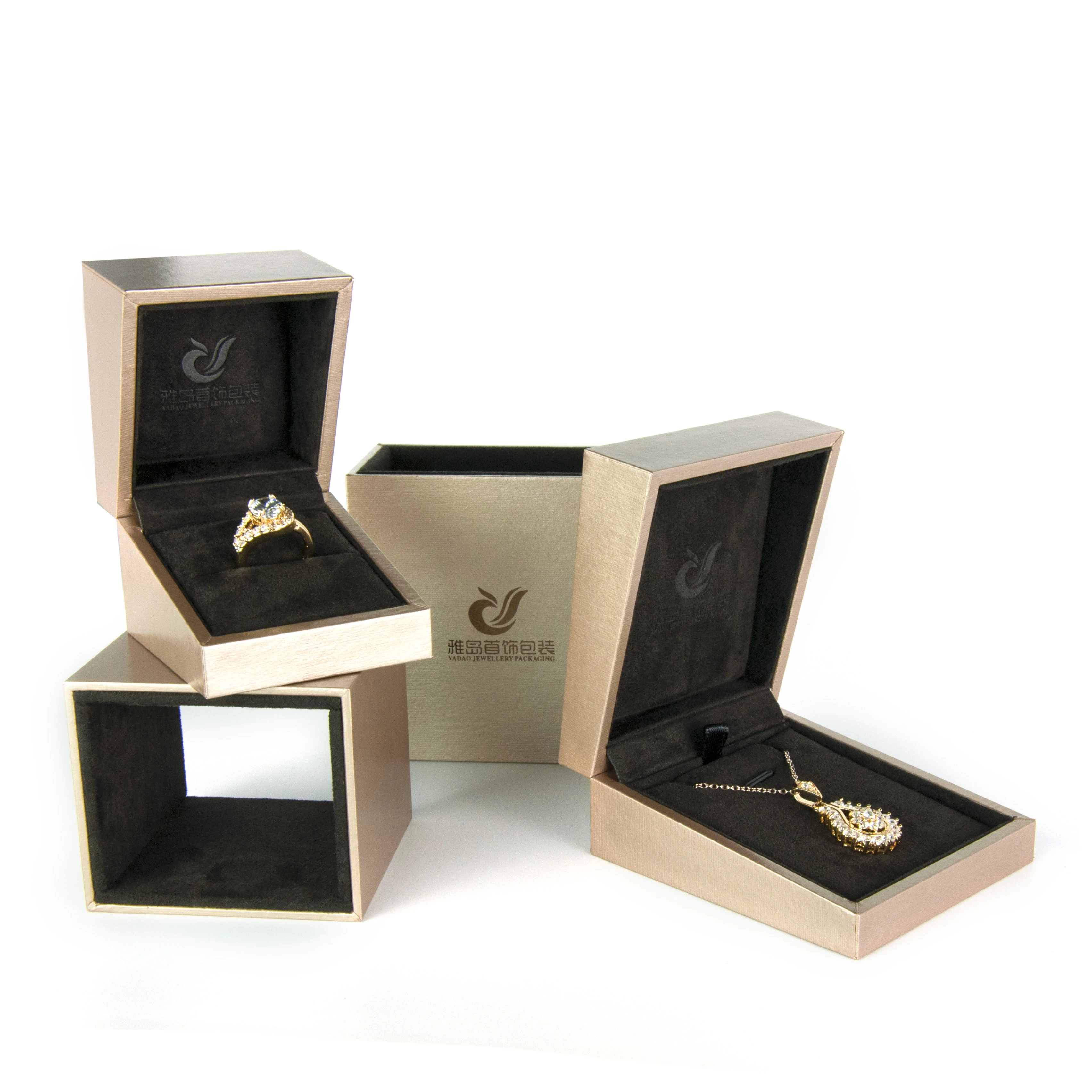 China Jewelry Box Ring Earrings Bracelet Plastic Box Covered by Plastic Packaging manufacturer