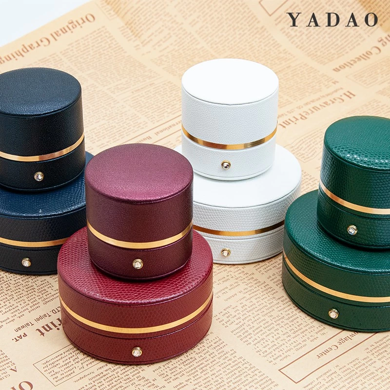 China Hot sale leather material round shape design ring earring bangle box for wholesale manufacturer