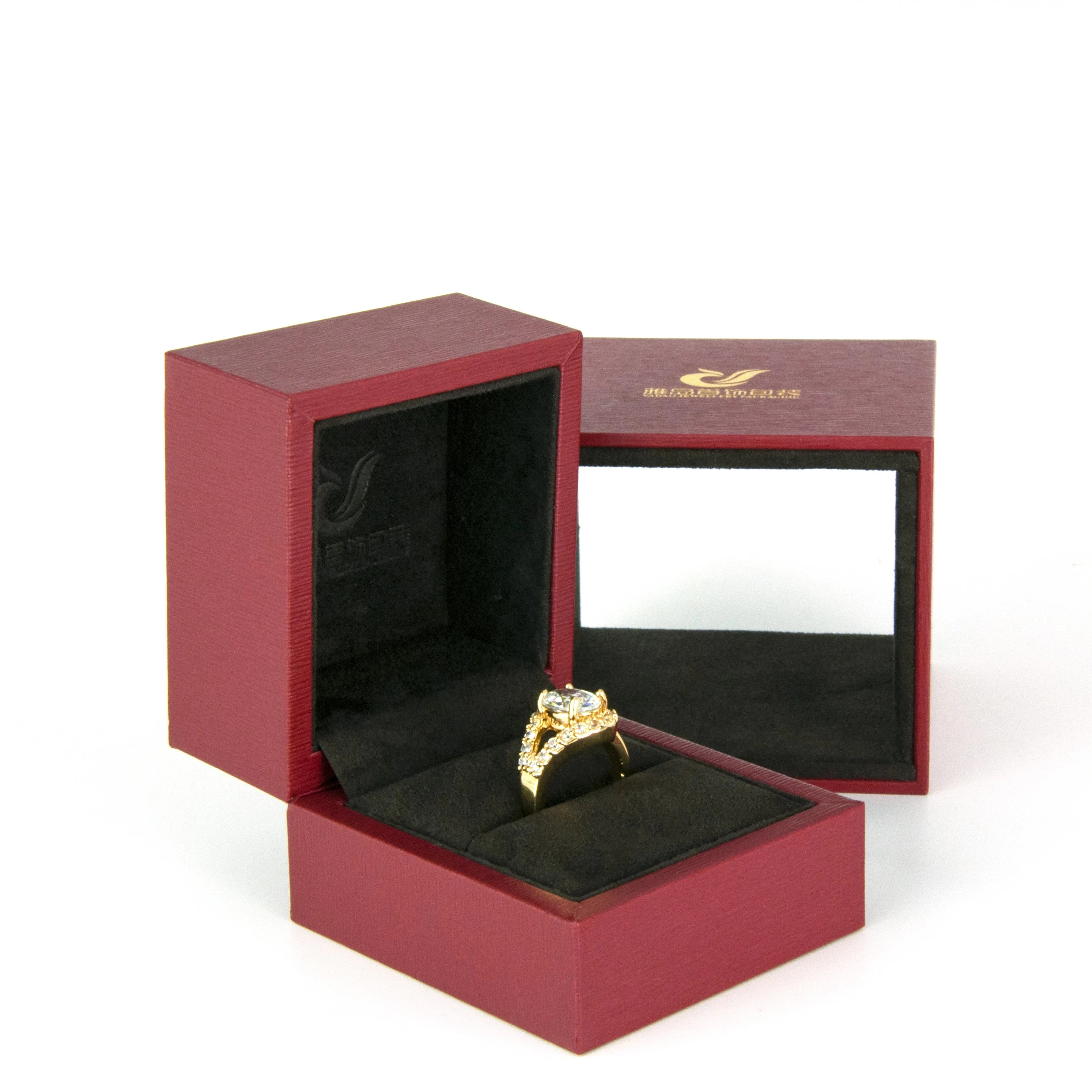 Luxury Red Custom Color Jewelry Box Plastic Box with Outer Packaging