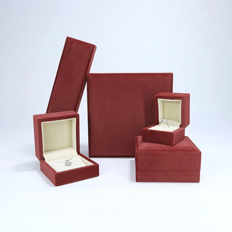 China YADAO red high-ed microfiber packging box set free custom manufacturer