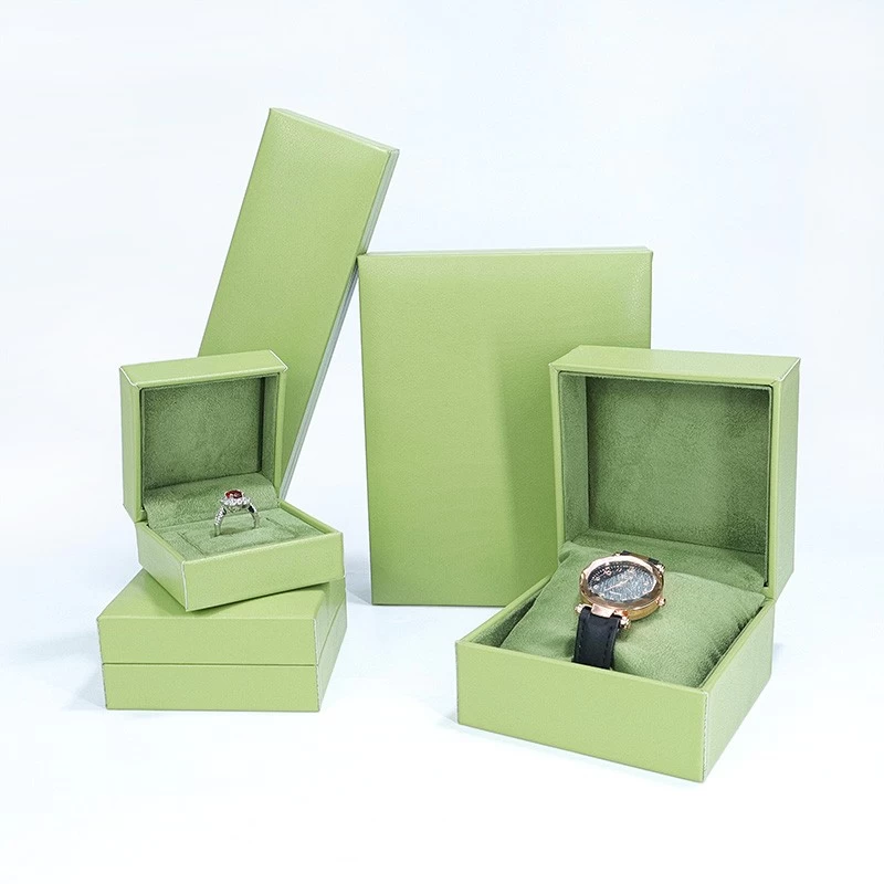 China Small MOQ Jewelry Box Green Ring Bracelet Pendant Packaging Box Wholesale Gift Packaging manufacturer