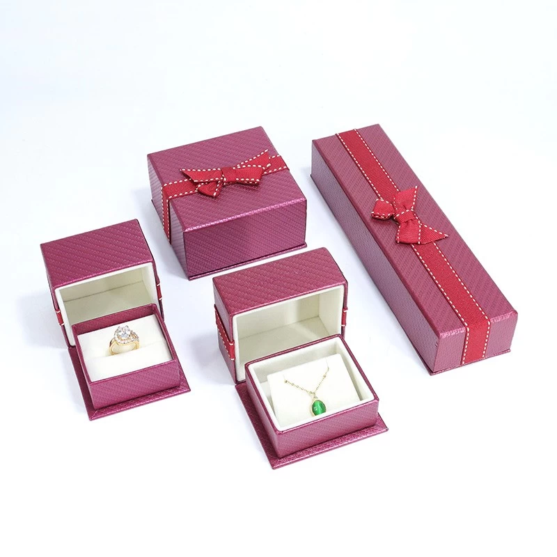 China Custom Jewelry Box with Decorative Ribbon Custom Size Color manufacturer
