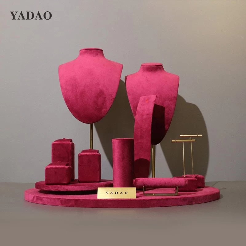 Pinky style shiny flannelette velvet adjustable resin bust display props diamond jewelry set store counter