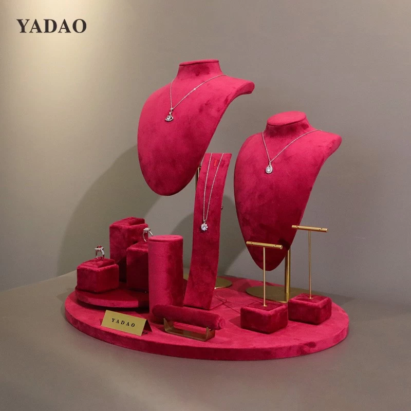 Pinky style shiny flannelette velvet adjustable resin bust display props diamond jewelry set store counter