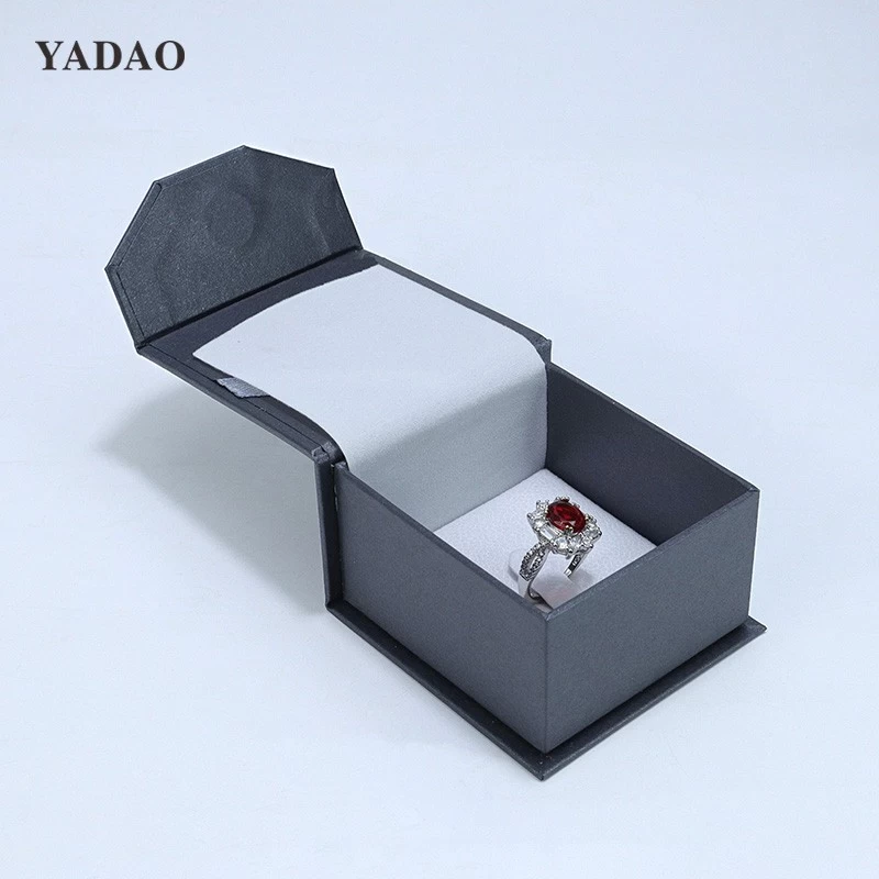 Special paper fine flash magnet flip cover with dustproof avoid damage Customized in different sizes and colors Online hot sale
