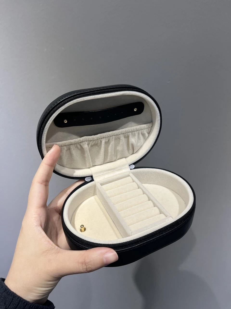Fashion jewelry travelling packaging carrying outside customized girls gifts pretty case