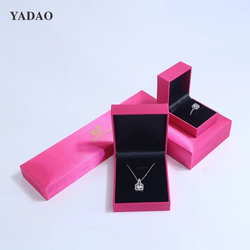 Pink shell with black lining filp style jewelry box Straight edge and right angle design jewel box
