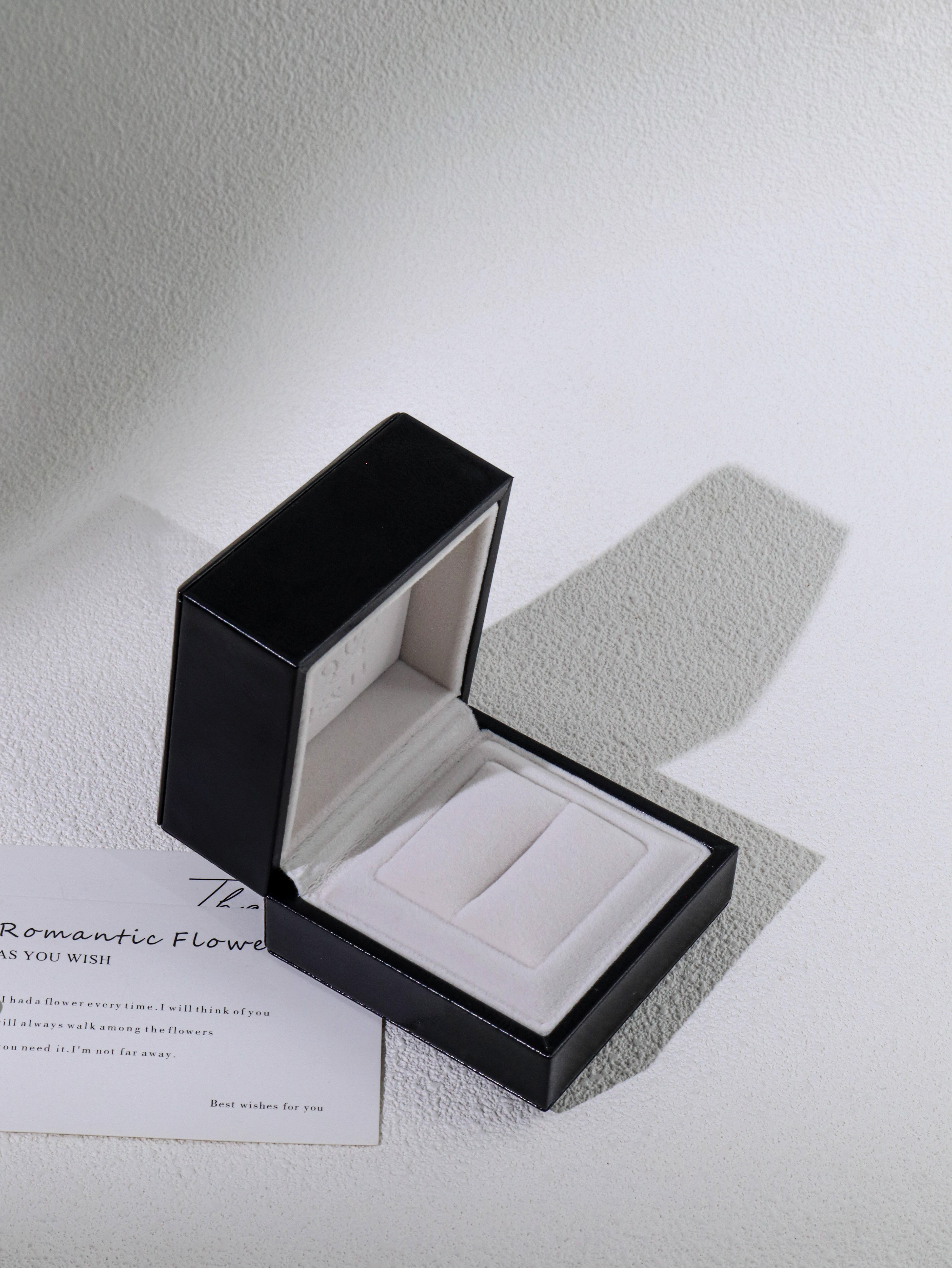 luxury black pu leather diamond ring good quality packaging box