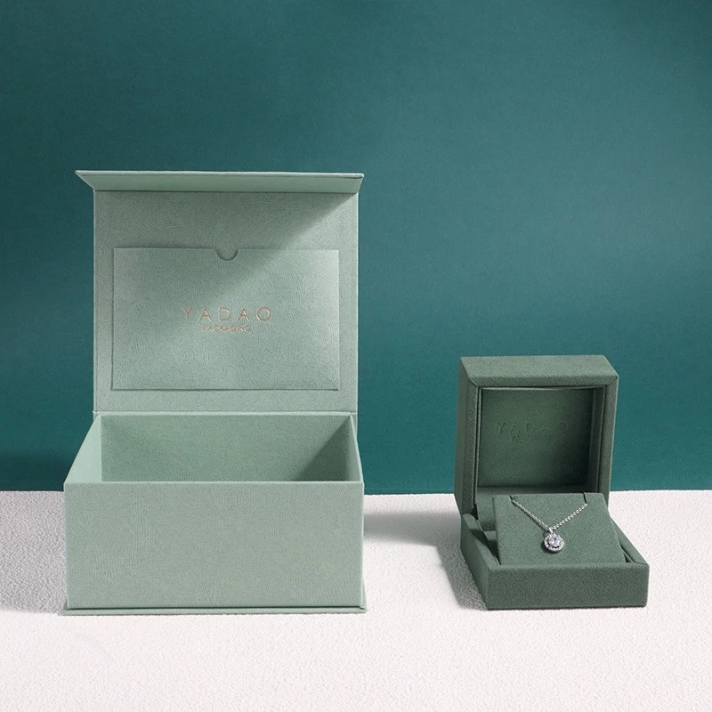 Green Eco-friendly sustainable box shipping protection fine jewelry store packaging