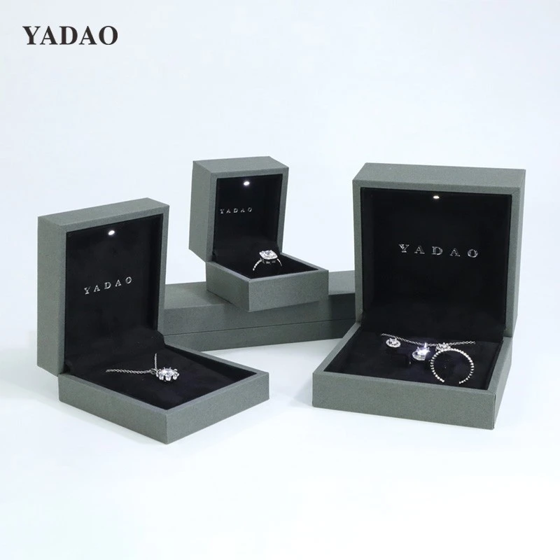 Unbox Priliance Jewelry Jewelry Packaging Box Design Dazzle LED Shining Diamond