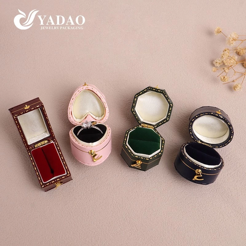 China Vintage engagement rings antique jewelry collection mini box design manufacturer