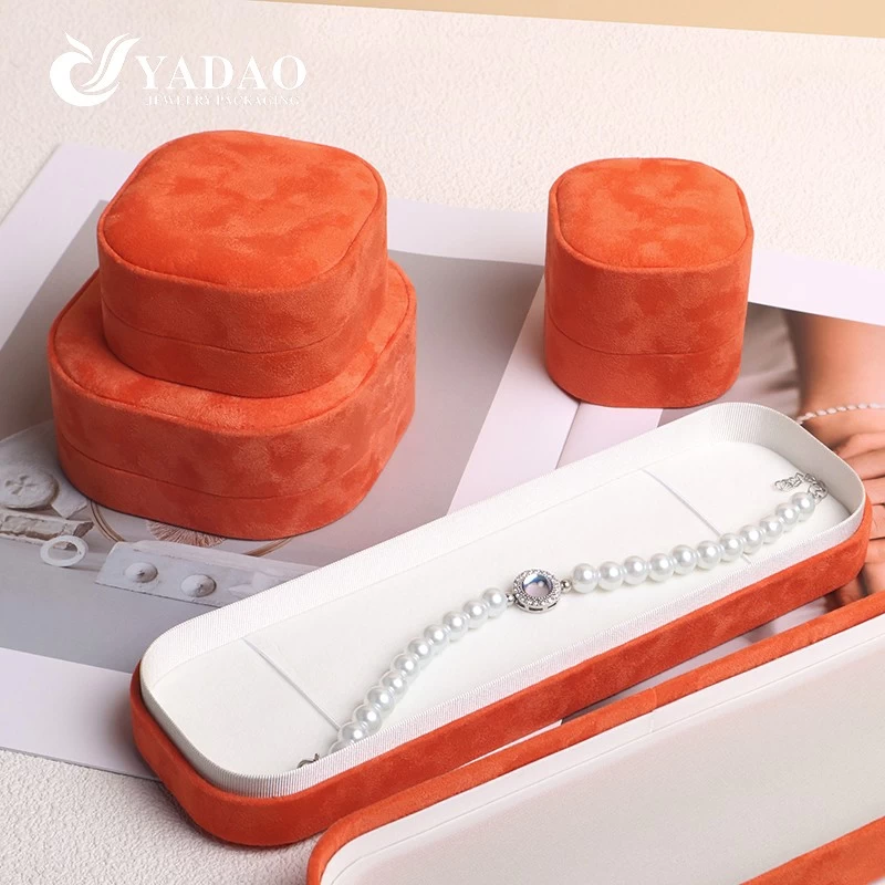 New color orange red eye catching ring necklace gift packaging style fashion accessory top lid velvet box