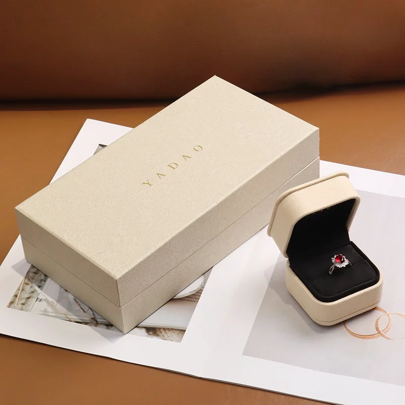 Op maat gemaakte ring diamanten juwelendoos, schatbeschermer, buitenverpakking, papieren doosje