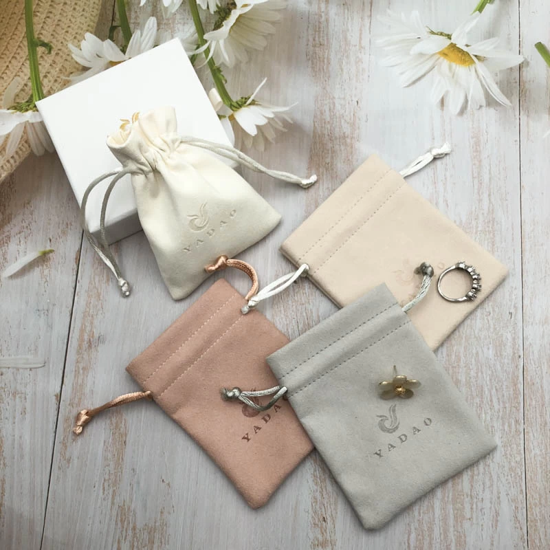 Yaodao 8 * 8 cm nuovo sacchetto di imballaggio per gioielli in microfibra con sacchetto di posta per gioielli con logo personalizzato