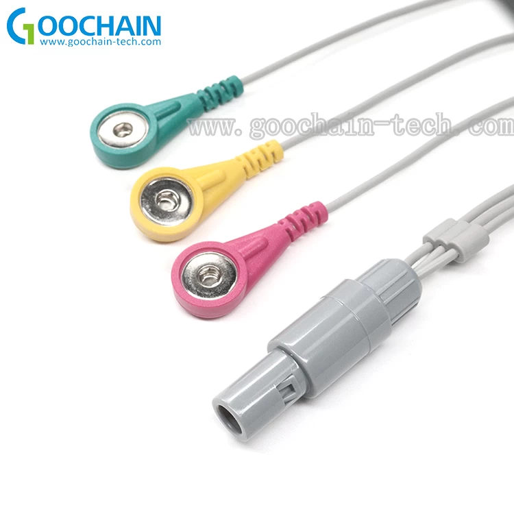 China 4pin lemo tot 3 leidt 3.9mm 4.0mm ECG SNAP-knopkabel voor medisch hulpmiddel-x-Merknaam: GoochainConnector: 4 pin Lemo Male Plug  4.0mm Vrouwelijke ECG-knopEcg leaddraden kabelspecificatieKabelmeter: 24AWG afgeschermde draadKabeldiameter: ca. 2,5 mm fabrikant