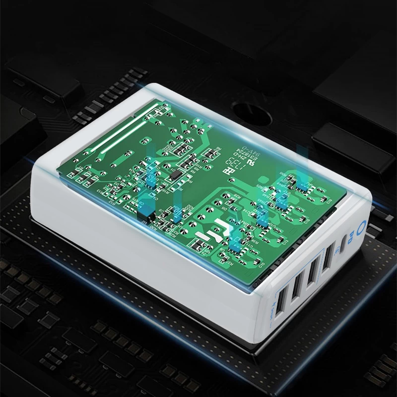 China 60 W PD Snel opladen USB C-oplader QC 3.0-poort en 3 USB-poorten snellader fabrikant