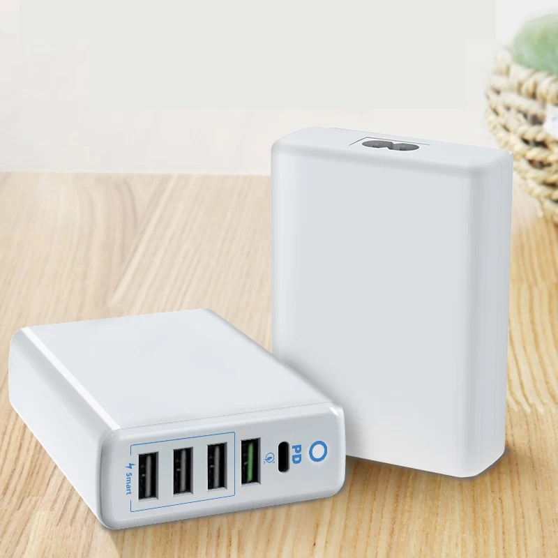 China 60W PD Fast charge USB C charger QC 3.0 Port and 3 USB Port quick charger manufacturer